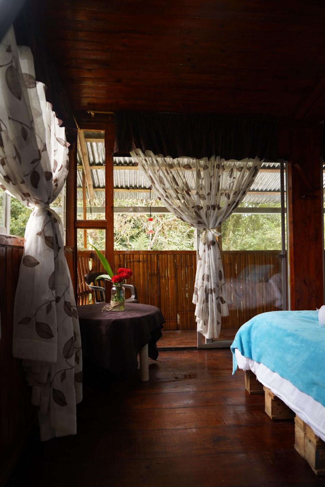 Mindo Glambird Glamping & Lodge Екстер'єр фото